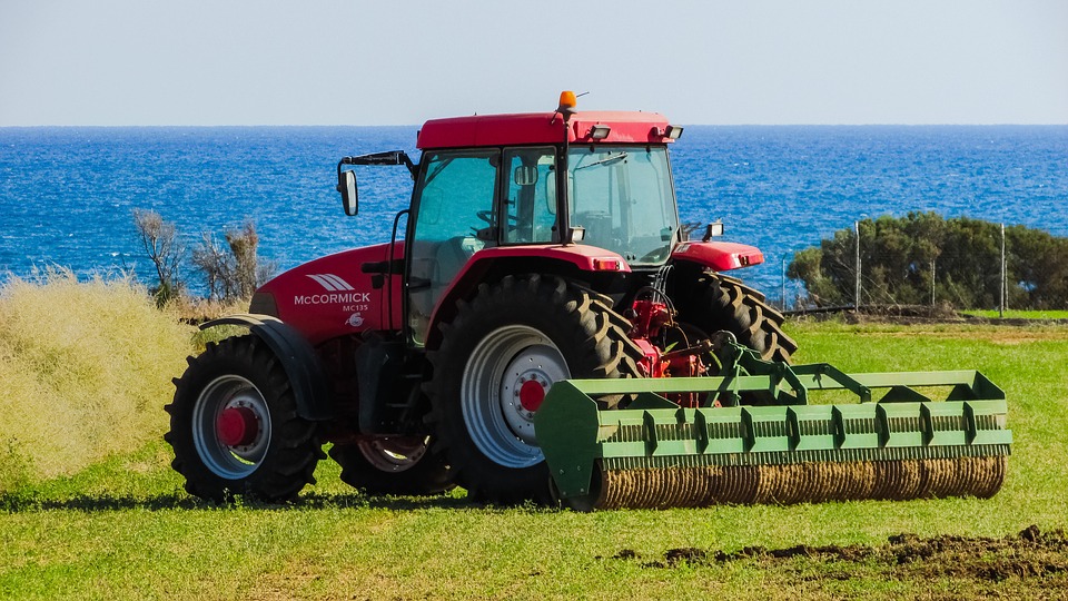 tractor